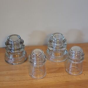 ANTIQUE VINTAGE 1940s CLEAR GLASS INSULATORS, Set of 4 (2 Large 2 Small)